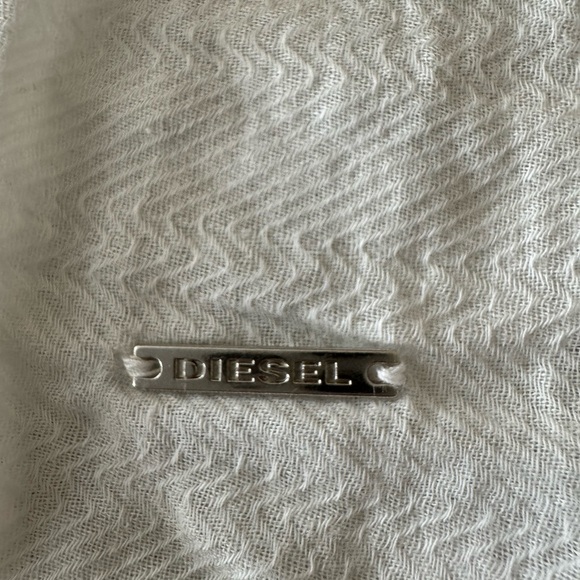 Diesel Black and White Graphic Scarf - Picture 5 of 8